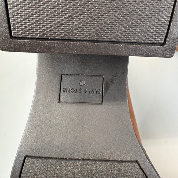 Sun + Stone Tiannaa Platform Booties 10M Brown Faux Suede Block Heel - Picture 9 of 9